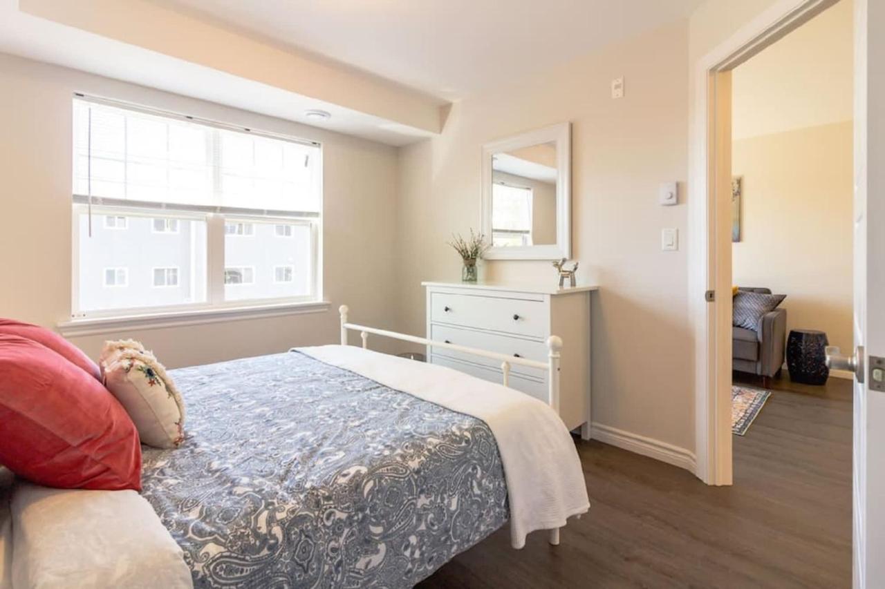 Newly Renovated Modern Condo Near Hospital, Unb Patio & Parking Coffee Saint John Exterior foto