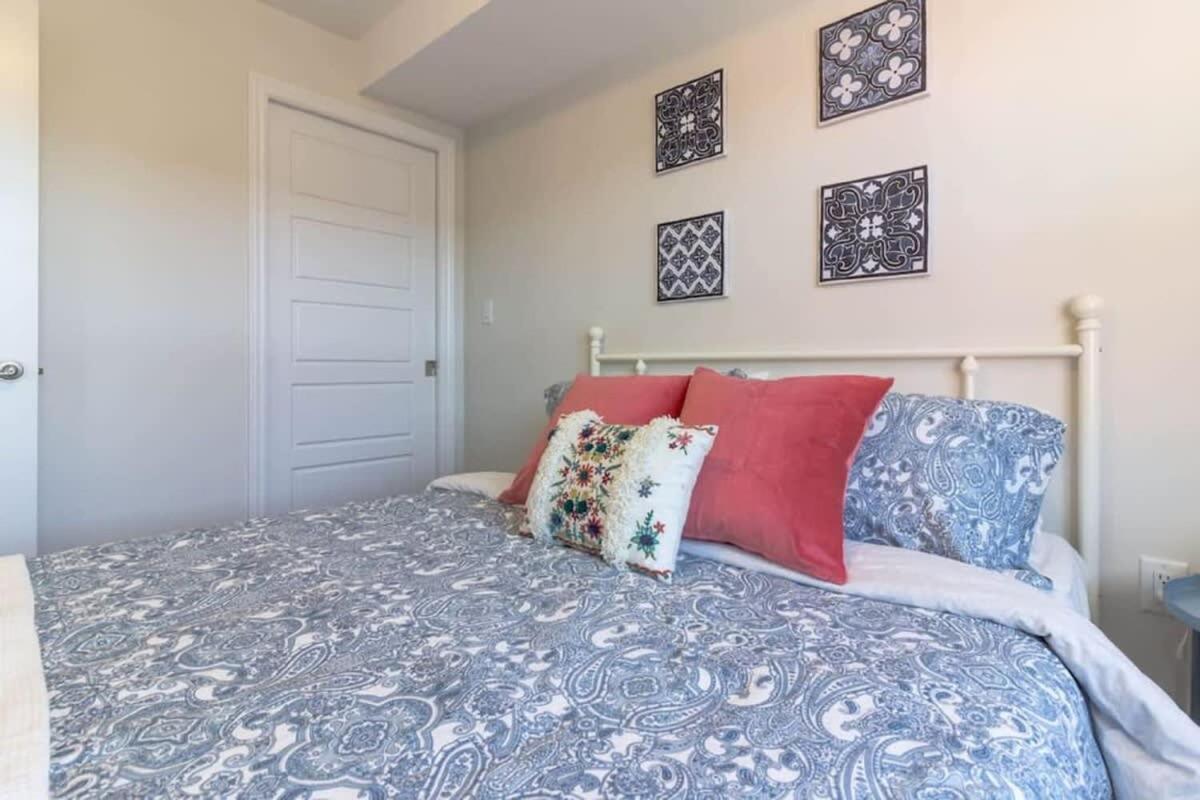 Newly Renovated Modern Condo Near Hospital, Unb Patio & Parking Coffee Saint John Exterior foto